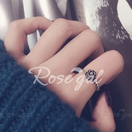 Vintage Rose Shape Ring For Women